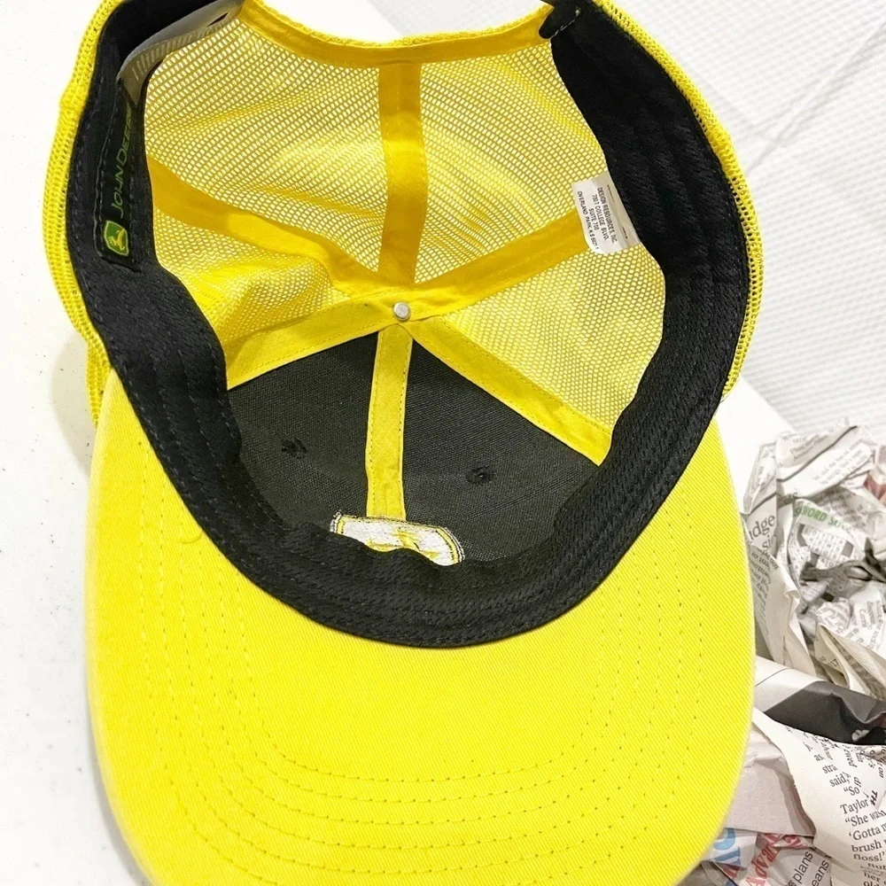 John Deere baseball SnapBack truckers cap.
